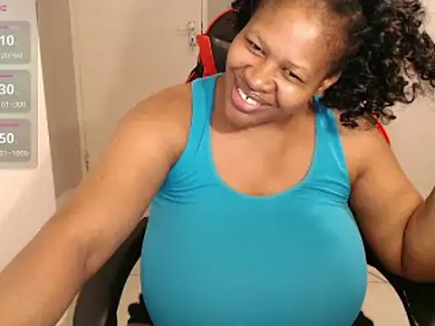 bustylisa1983 online show from March 2, 10:27 pm