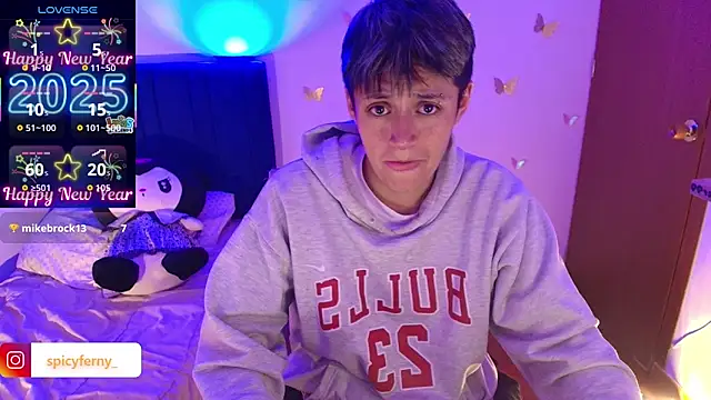 9 Fernanda 9 online show from December 21, 10:06 pm