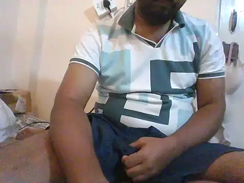 Snapshot of Nunnu_0 chatting on October 31, 3:51 am Nunnu 0 online show from October 31, 3:51 am