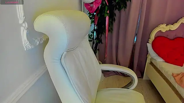 Snapshot of Lily_Marlin chatting on May 24, 4:01 pm Lily Marlin online show from May 24, 4:01 pm