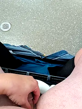 Jackauff69 online show from December 18, 11:11 pm