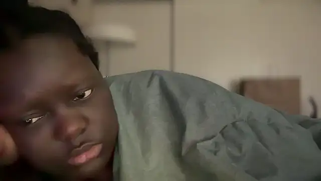 Snapshot of Yagurl__west chatting on January 22, 10:26 pm Yagurl west online show from January 22, 10:26 pm