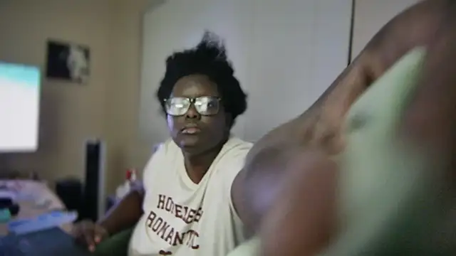 Snapshot of Yagurl__west chatting on February 15, 5:09 am Yagurl west online show from February 15, 5:09 am