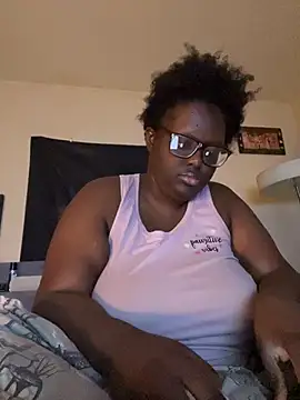 Snapshot of Yagurl__west chatting on March 22, 4:45 am Yagurl west online show from March 22, 4:45 am