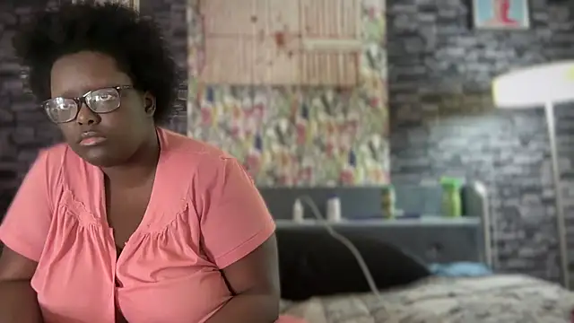 Snapshot of Yagurl__west chatting on September 14, 11:26 pm Yagurl west online show from September 14, 11:26 pm