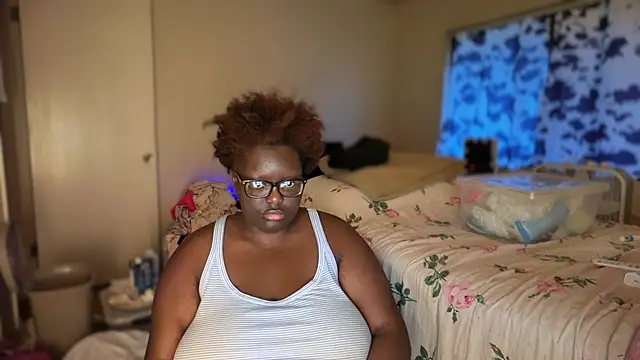 Yagurl  west online show from February 11, 1:10 am