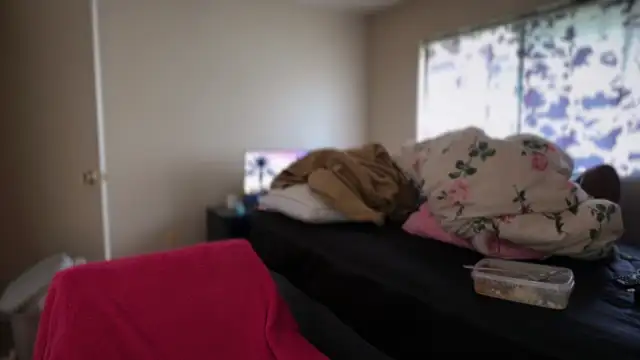 Yagurl  west online show from February 14, 6:59 pm