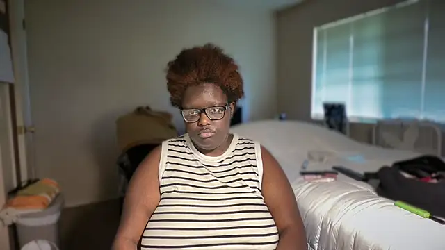 Yagurl  west online show from March 1, 11:40 pm