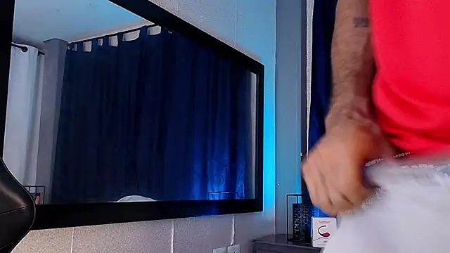 Manolo Hot1 online show from March 3, 2:48 pm