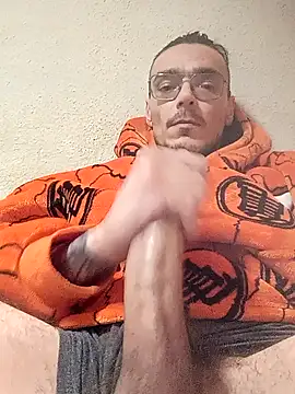 Snapshot of juannjose chatting on December 22, 10:58 pm juannjose online show from December 22, 10:58 pm