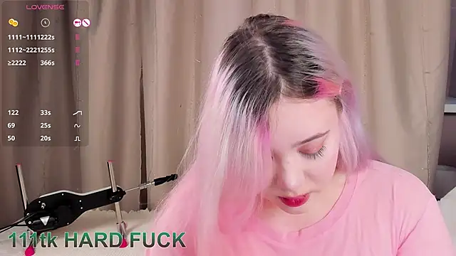 Snapshot of __KawaiiYuki__ chatting on January 3, 8:43 am   KawaiiYuki   online show from January 3, 8:43 am