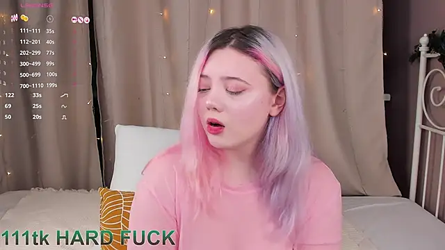 Snapshot of __KawaiiYuki__ chatting on January 3, 11:46 am   KawaiiYuki   online show from January 3, 11:46 am