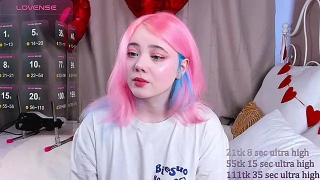 Snapshot of __KawaiiYuki__ chatting on February 10, 8:42 am   KawaiiYuki   online show from February 10, 8:42 am