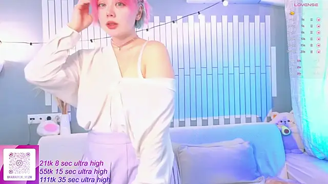 Snapshot of __KawaiiYuki__ chatting on October 5, 5:17 am   KawaiiYuki   online show from October 5, 5:17 am