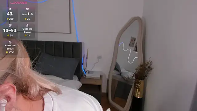 Snapshot of SimonaGerry chatting on November 16, 4:40 am SimonaGerry online show from November 16, 4:40 am