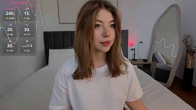 Snapshot of SimonaGerry chatting on March 26, 6:41 am SimonaGerry online show from March 26, 6:41 am