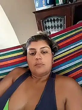 Snapshot of AlyDenalioficial chatting on April 29, 2:21 pm AlyDenalioficial online show from April 29, 2:21 pm