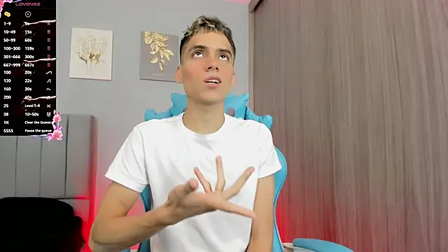 Snapshot of jake_and_joaquin chatting on February 22, 9:59 pm jake and joaquin online show from February 22, 9:59 pm