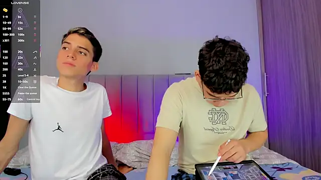 Snapshot of jake_and_joaquin chatting on March 14, 11:01 am jake and joaquin online show from March 14, 11:01 am