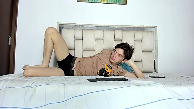 Snapshot of daniel_hot03 chatting on July 10, 1:25 pm daniel hot03 online show from July 10, 1:25 pm