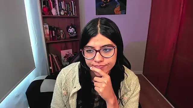 Snapshot of valerie__skyy chatting on July 1, 12:07 pm valerie skyy online show from July 1, 12:07 pm