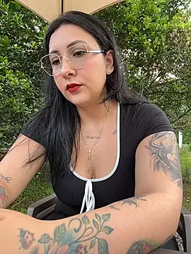 Snapshot of my-kitty chatting on June 22, 10:07 pm my-kitty online show from June 22, 10:07 pm