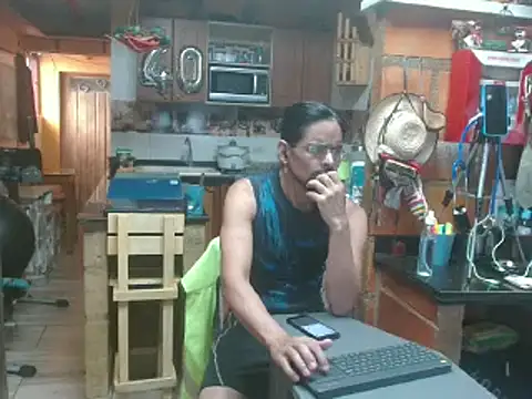 Dr Pocholate84 online show from February 26, 9:05 pm