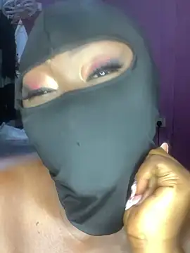 sweet1111 online show from December 28, 9:40 pm