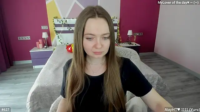 Snapshot of LizaGost chatting on May 9, 11:37 am LizaGost online show from May 9, 11:37 am