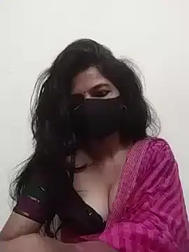 Snapshot of Shuttii_25 chatting on January 29, 6:01 am Shuttii 25 online show from January 29, 6:01 am