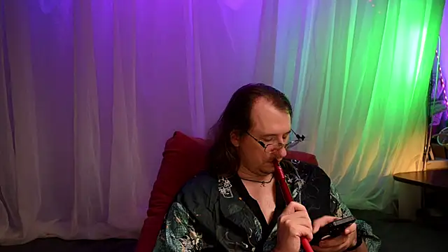 Snapshot of Claudia_and_elon_ chatting on July 19, 11:19 pm Claudia and elon online show from July 19, 11:19 pm