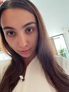 Snapshot of AnnaCastillo_ chatting on July 9, 9:19 pm AnnaCastillo online show from July 9, 9:19 pm