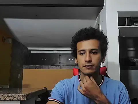 talktome4 online show from February 15, 10:39 pm