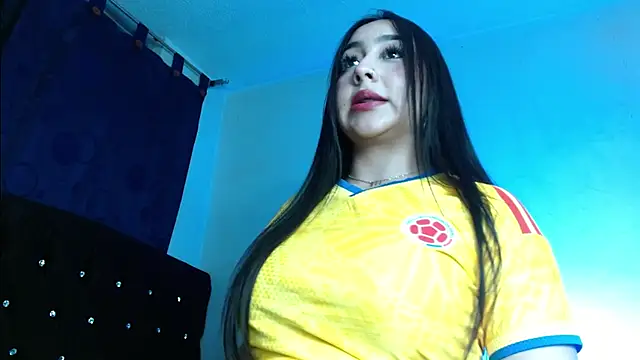 Snapshot of Ni_colle chatting on June 17, 7:48 pm Ni colle online show from June 17, 7:48 pm