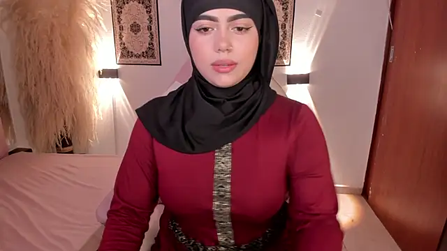 Snapshot of shayla_18 chatting on January 21, 8:32 pm shayla 18 online show from January 21, 8:32 pm