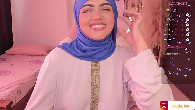 Snapshot of shayla_18 chatting on February 28, 8:50 pm shayla 18 online show from February 28, 8:50 pm