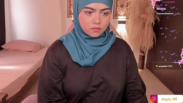 Snapshot of shayla_18 chatting on March 13, 7:28 pm shayla 18 online show from March 13, 7:28 pm