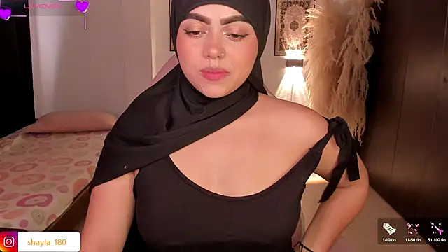 Snapshot of shayla_18 chatting on September 10, 8:53 pm shayla 18 online show from September 10, 8:53 pm