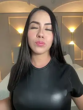 Snapshot of Miss_blue69 chatting on January 19, 1:53 am Miss blue69 online show from January 19, 1:53 am