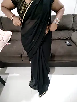 Snapshot of Mounika25 chatting on April 28, 5:18 pm Mounika25 online show from April 28, 5:18 pm