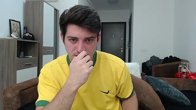 Snapshot of AndyFame chatting on February 23, 11:22 am AndyFame online show from February 23, 11:22 am