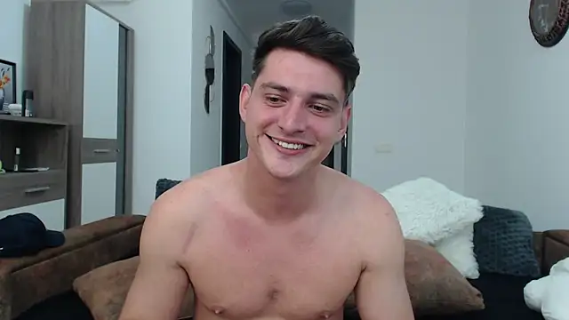 Snapshot of AndyFame chatting on March 12, 4:41 am AndyFame online show from March 12, 4:41 am