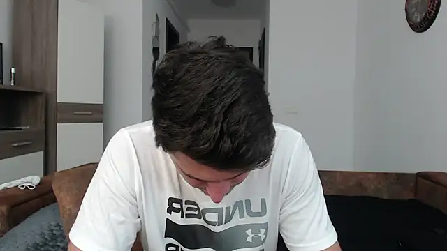 Snapshot of AndyFame chatting on March 19, 2:27 am AndyFame online show from March 19, 2:27 am