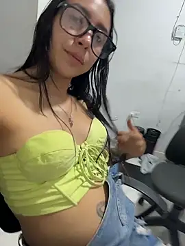  alabina  online show from February 17, 9:21 pm