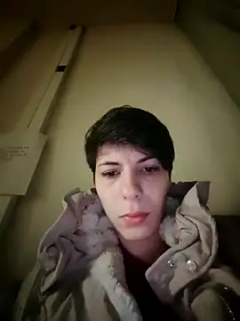 KylieLipa online show from January 12, 6:59 pm