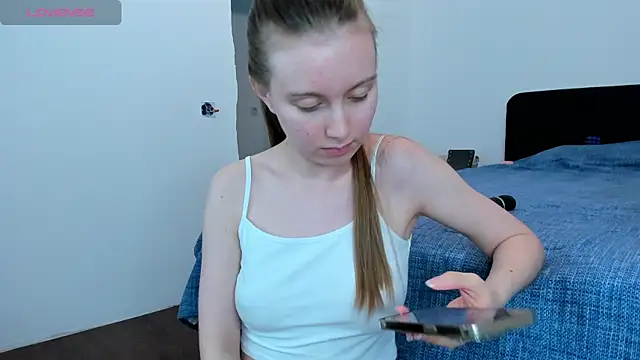 Snapshot of Peggy_Beauty chatting on May 16, 5:34 pm Peggy Beauty online show from May 16, 5:34 pm