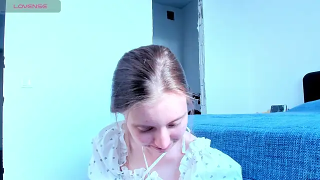 Snapshot of Peggy_Beauty chatting on May 20, 1:06 pm Peggy Beauty online show from May 20, 1:06 pm