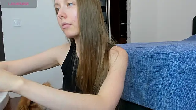 Snapshot of Peggy_Beauty chatting on June 4, 5:41 pm Peggy Beauty online show from June 4, 5:41 pm