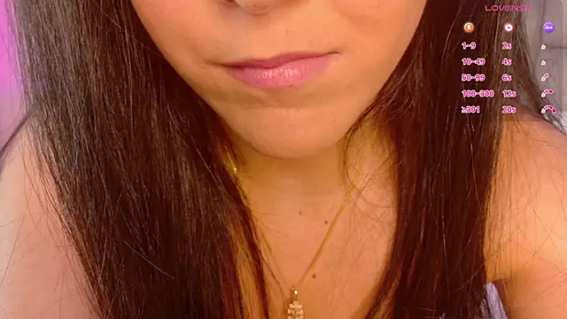 smiling  girl2 online show from February 26, 6:07 pm