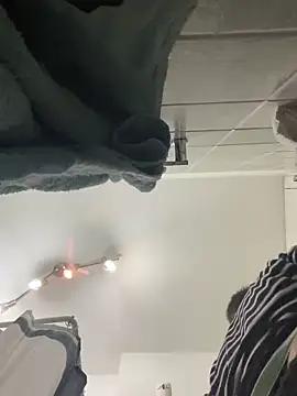 Snapshot of h4cAlex chatting on December 2, 5:04 pm h4cAlex online show from December 2, 5:04 pm